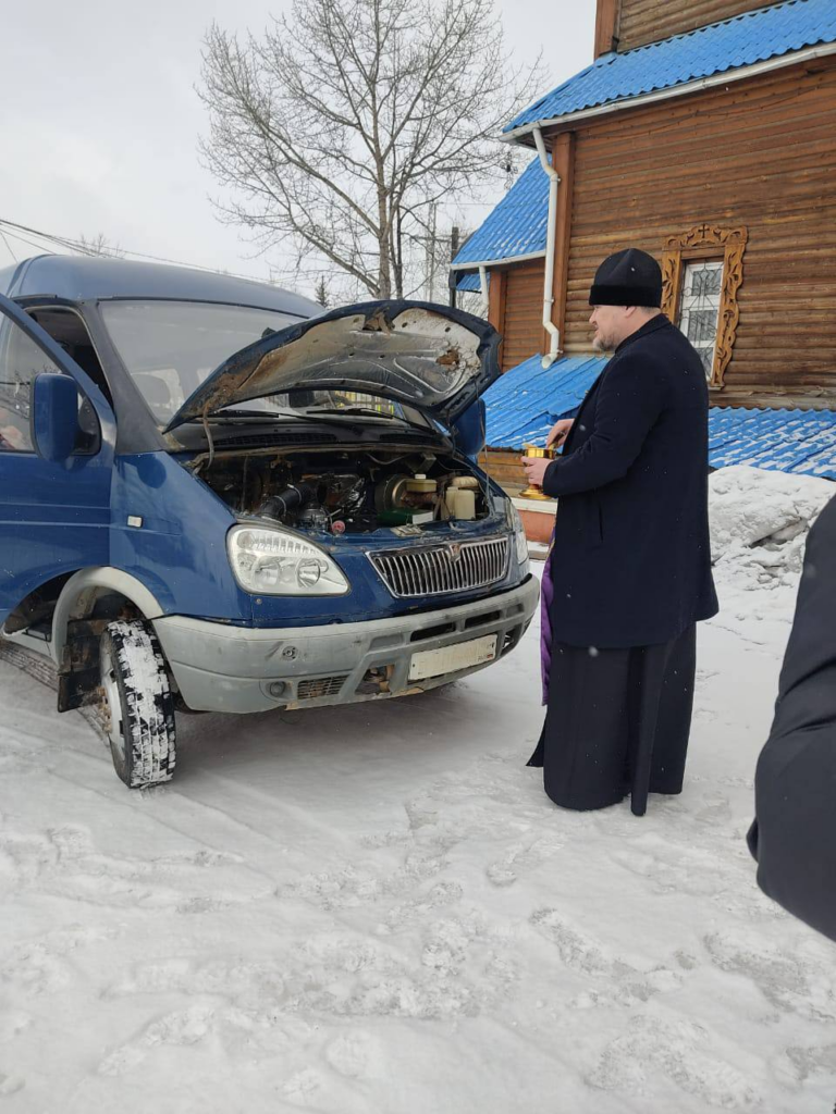 Предприниматели Алдана отправили автомобиль в зону СВО | Портал малого и  среднего предпринимательства РС(Я)